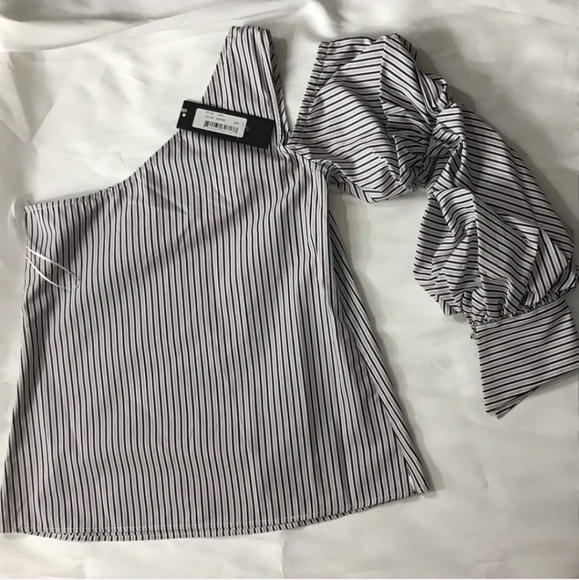 Petersyn Lara One Shoulder Top - Empire color - Size Small - NWT - Picture 5 of 9